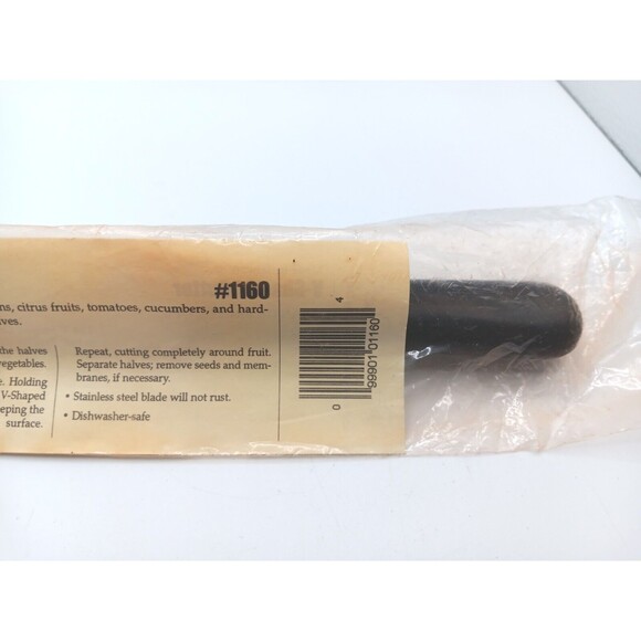 NEW Pampered Chef V-Shaped Cutter #1160 Retired 8" Sealed Fruit - Picture 3 of 6